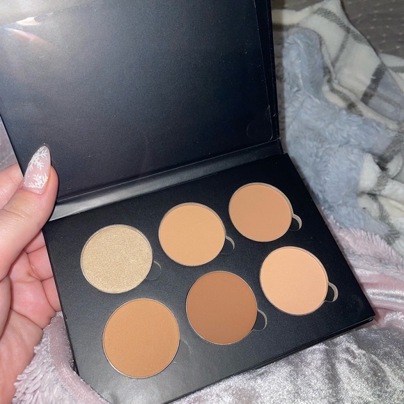 Anastasia Beverly Hills Contour Kit - Picture 4 of 5